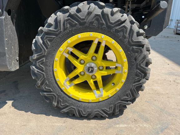 2024 John Deere XUV835R ATV