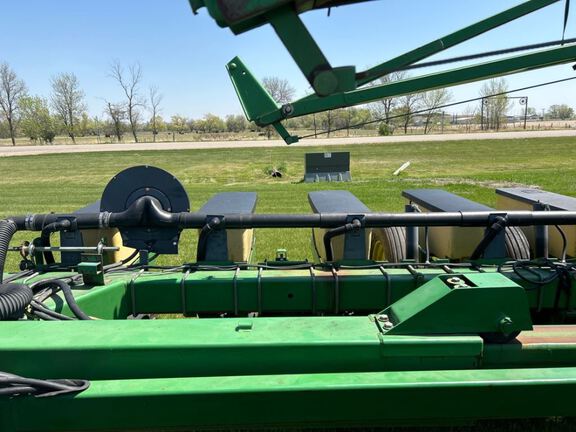 1997 John Deere 1770 Planter