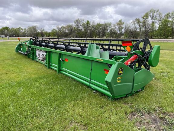 2020 John Deere 635F Header Combine