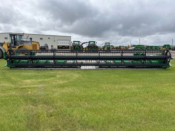 2020 John Deere 635F Header Combine
