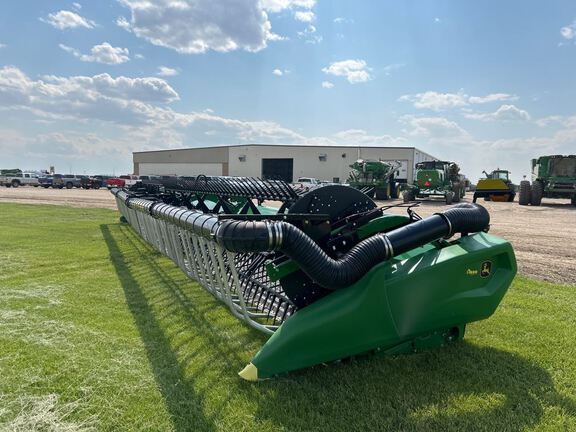 2024 John Deere RD45F Header Combine