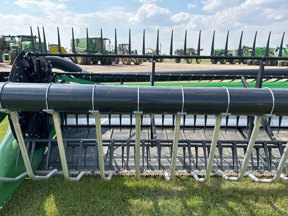 2024 John Deere RD45F Header Combine