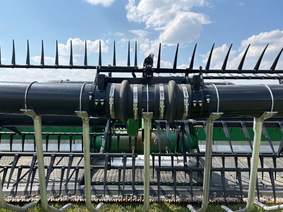 2024 John Deere RD45F Header Combine