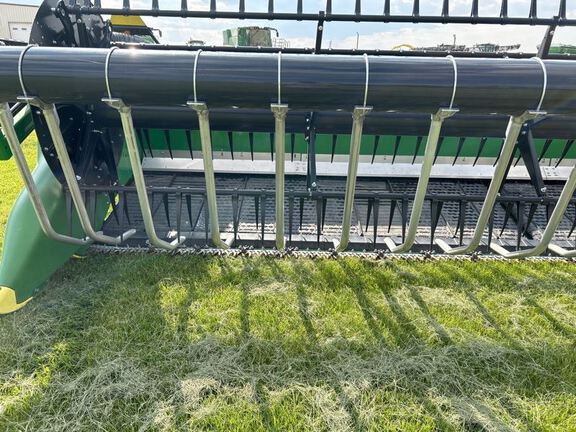 2024 John Deere RD45F Header Combine