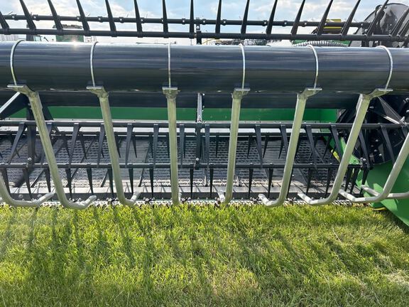 2024 John Deere RD45F Header Combine