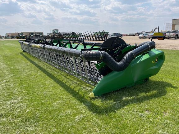 2024 John Deere RD45F Header Combine