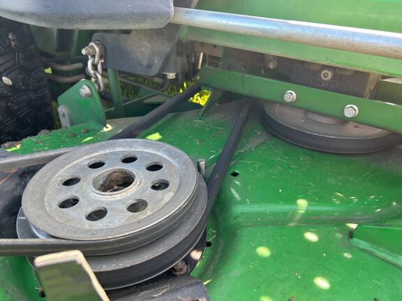2022 John Deere Z997R Mower/Zero Turn
