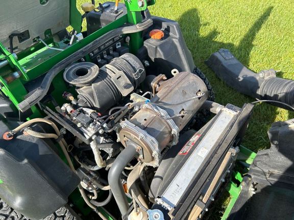 2022 John Deere Z997R Mower/Zero Turn