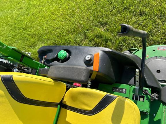 2022 John Deere Z997R Mower/Zero Turn