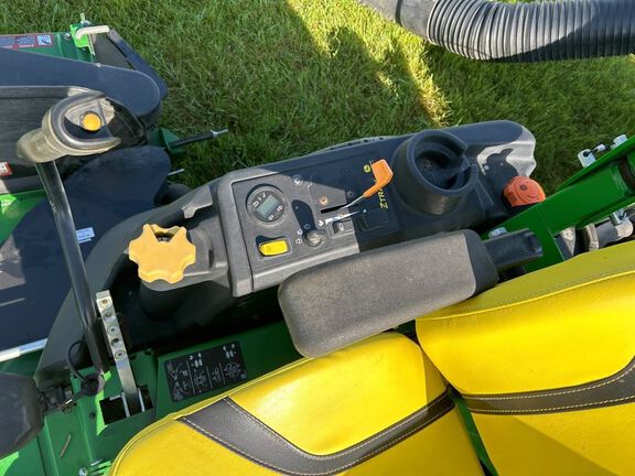 2022 John Deere Z997R Mower/Zero Turn