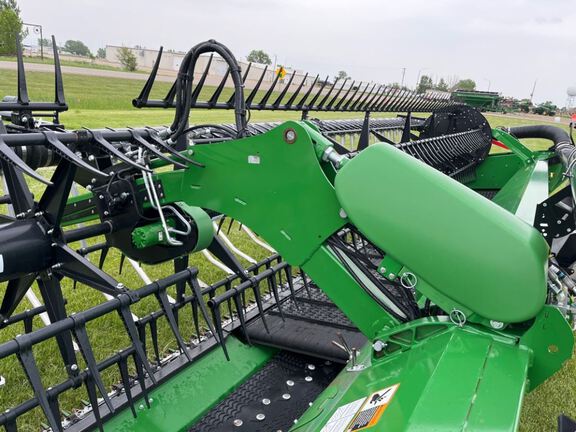 2024 John Deere RD45F Header Combine