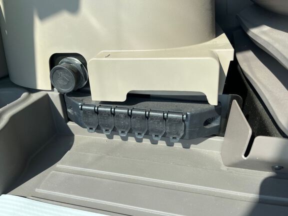 2024 John Deere S780 Combine