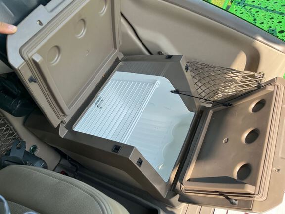 2024 John Deere S780 Combine