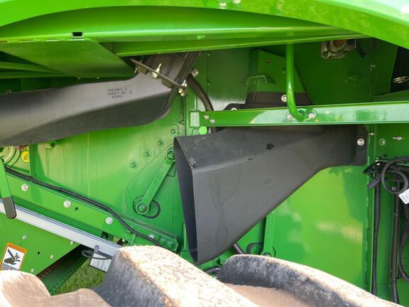 2024 John Deere S780 Combine