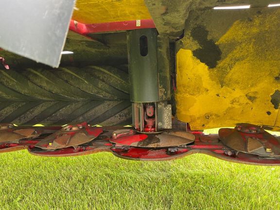 2023 New Holland 316RDB Mower Conditioner