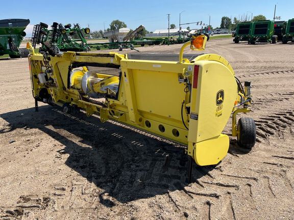 2016 John Deere 659 Header Forage