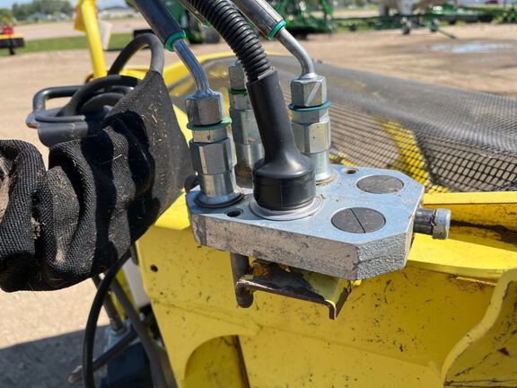 2016 John Deere 659 Header Forage