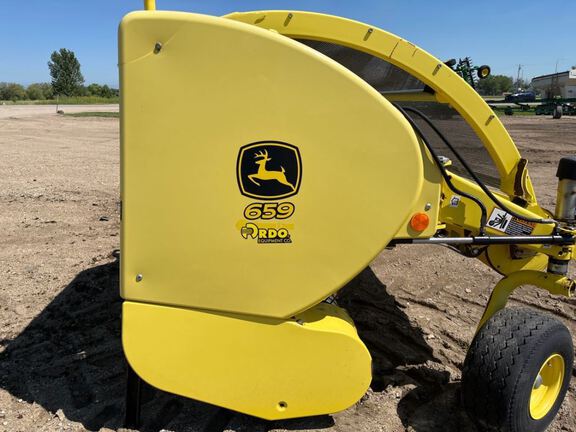 2016 John Deere 659 Header Forage