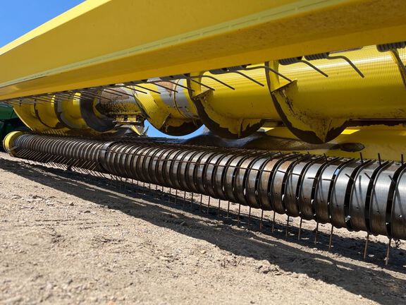 2016 John Deere 659 Header Forage