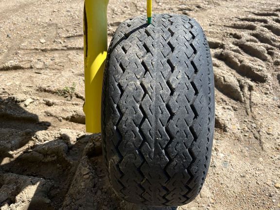2016 John Deere 659 Header Forage