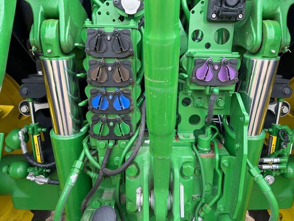 2023 John Deere 6R 175 Tractor