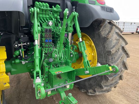 2023 John Deere 6R 175 Tractor