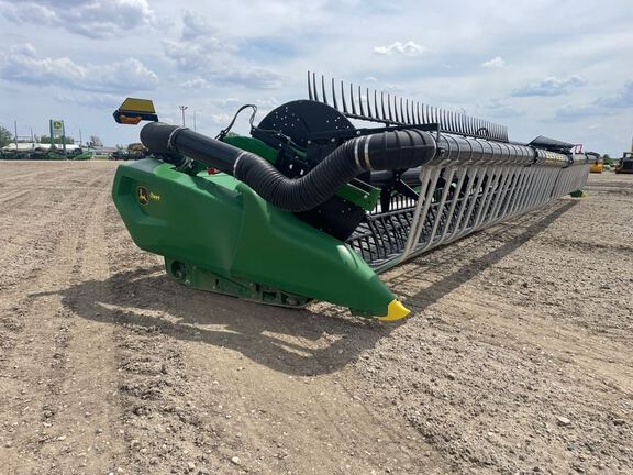 2023 John Deere RD45F Header Combine