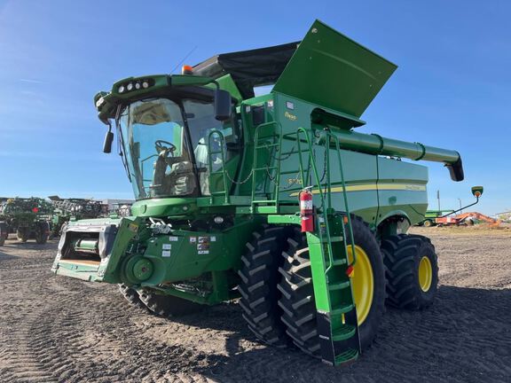 2020 John Deere S770 Combine