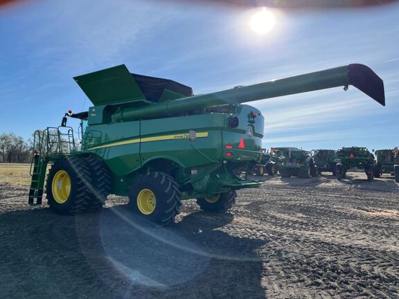 2020 John Deere S770 Combine