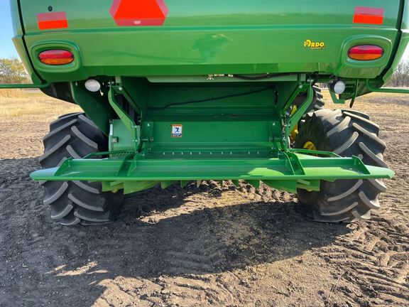 2020 John Deere S770 Combine