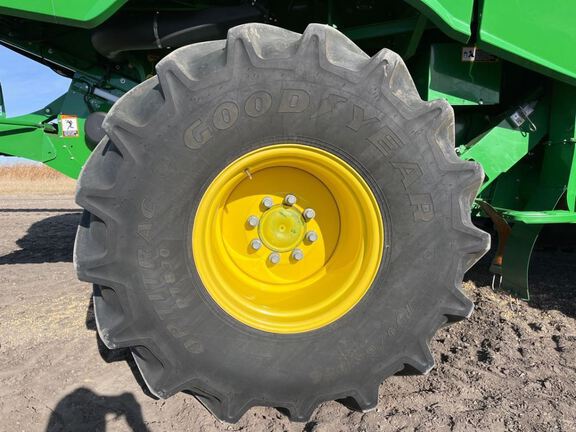 2020 John Deere S770 Combine