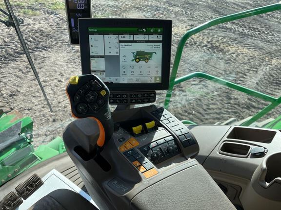 2020 John Deere S770 Combine