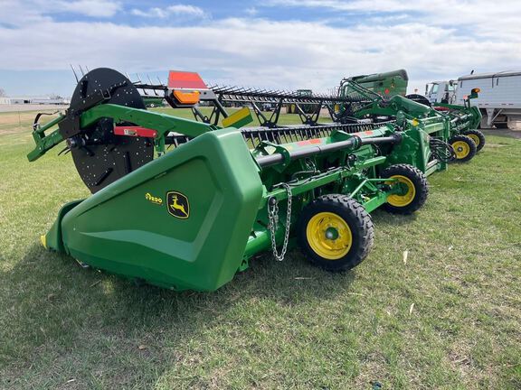 2021 John Deere HD40F Header Combine