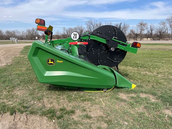2021 John Deere HD40F Header Combine