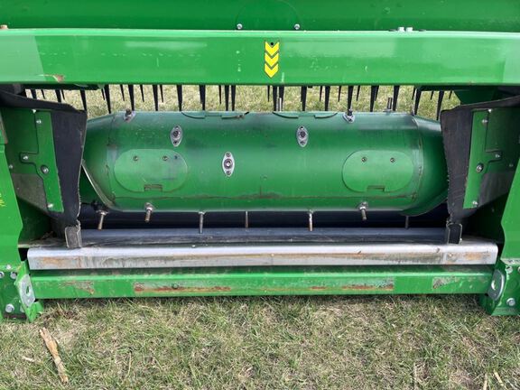 2021 John Deere HD40F Header Combine
