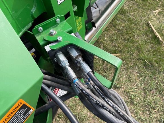 2021 John Deere HD40F Header Combine