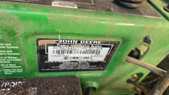 2013 John Deere Z445 Mower/Zero Turn
