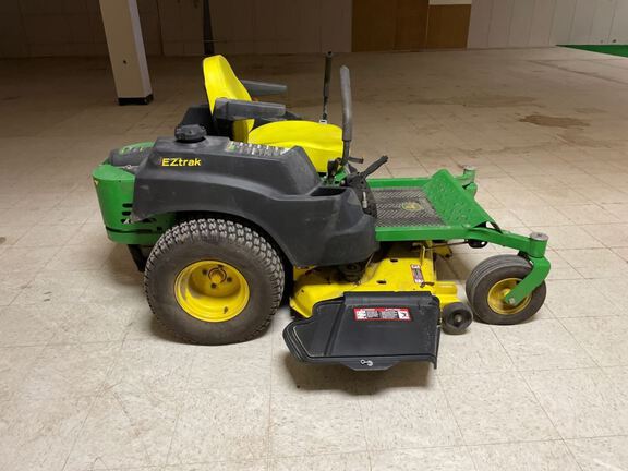 2013 John Deere Z445 Mower/Zero Turn