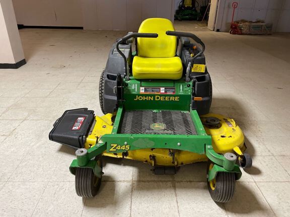 2013 John Deere Z445 Mower/Zero Turn