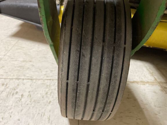 2013 John Deere Z445 Mower/Zero Turn