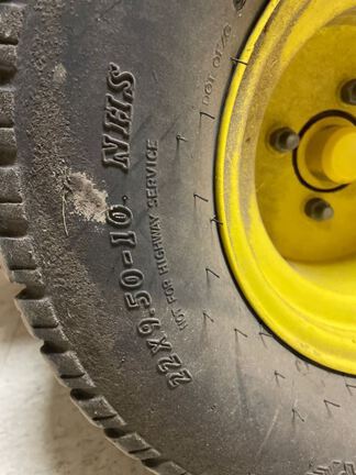 2013 John Deere Z445 Mower/Zero Turn