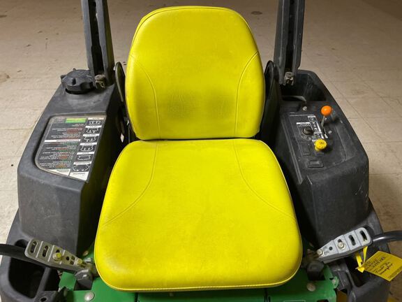 2013 John Deere Z445 Mower/Zero Turn