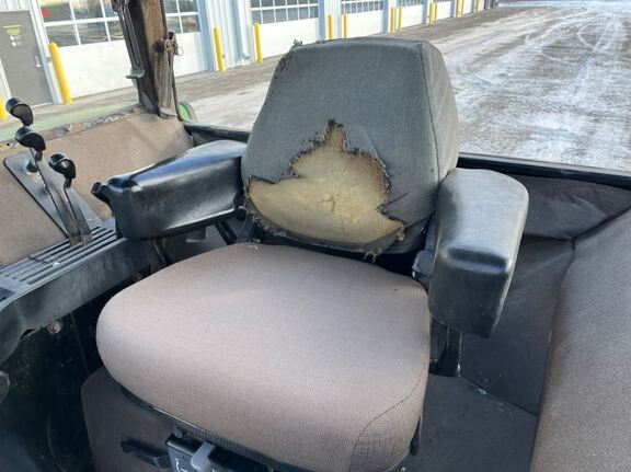 1990 John Deere 4755 Tractor