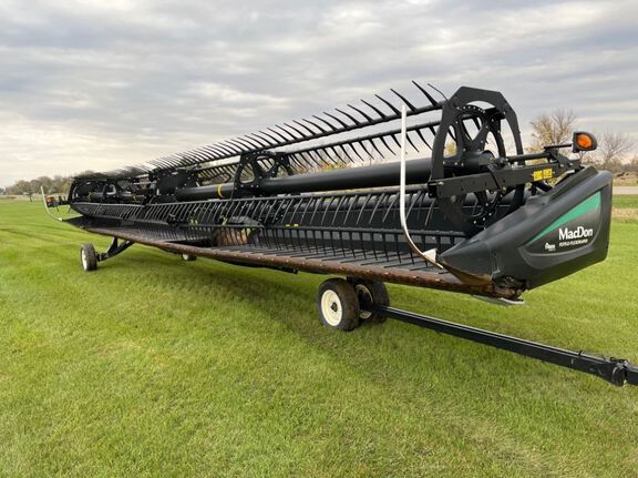 2013 MacDon FD75-D Header Combine