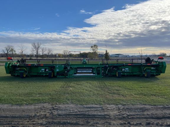 2025 John Deere HDF40 Header Combine