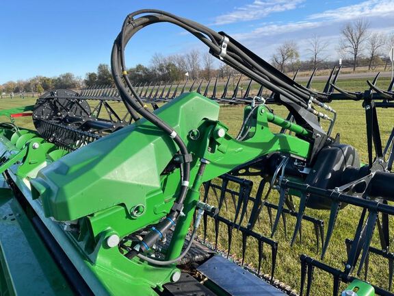 2025 John Deere HDF40 Header Combine