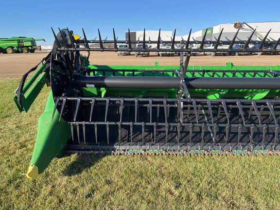 2025 John Deere HDF40 Header Combine