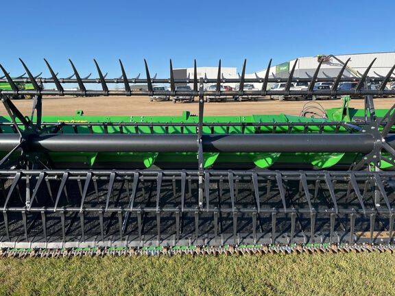 2025 John Deere HDF40 Header Combine