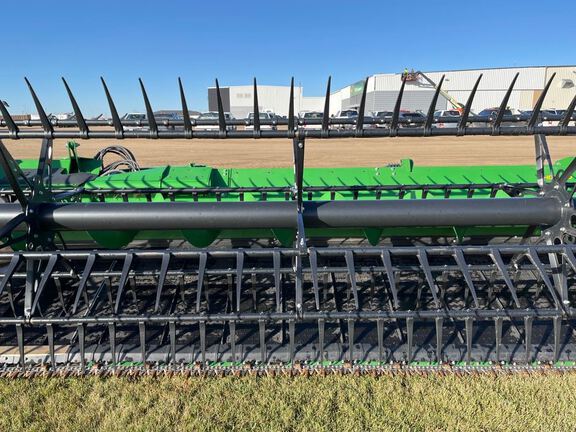 2025 John Deere HDF40 Header Combine