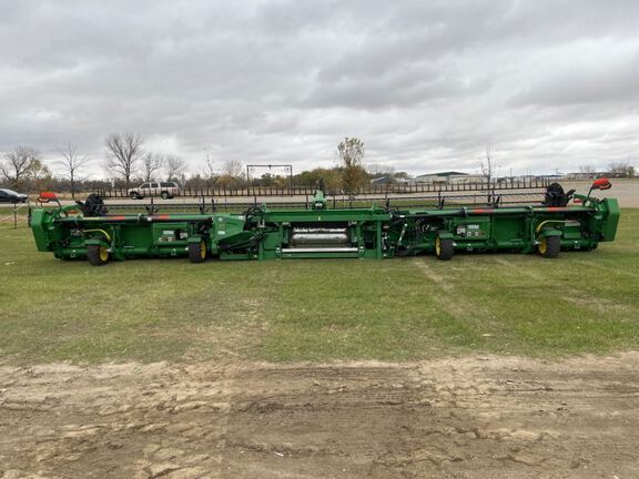 2025 John Deere HDF40 Header Combine